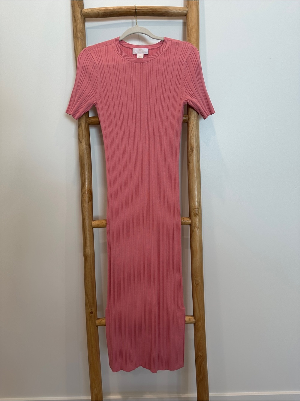 Rachel Parcell Ribbed Midi Dress in Rose